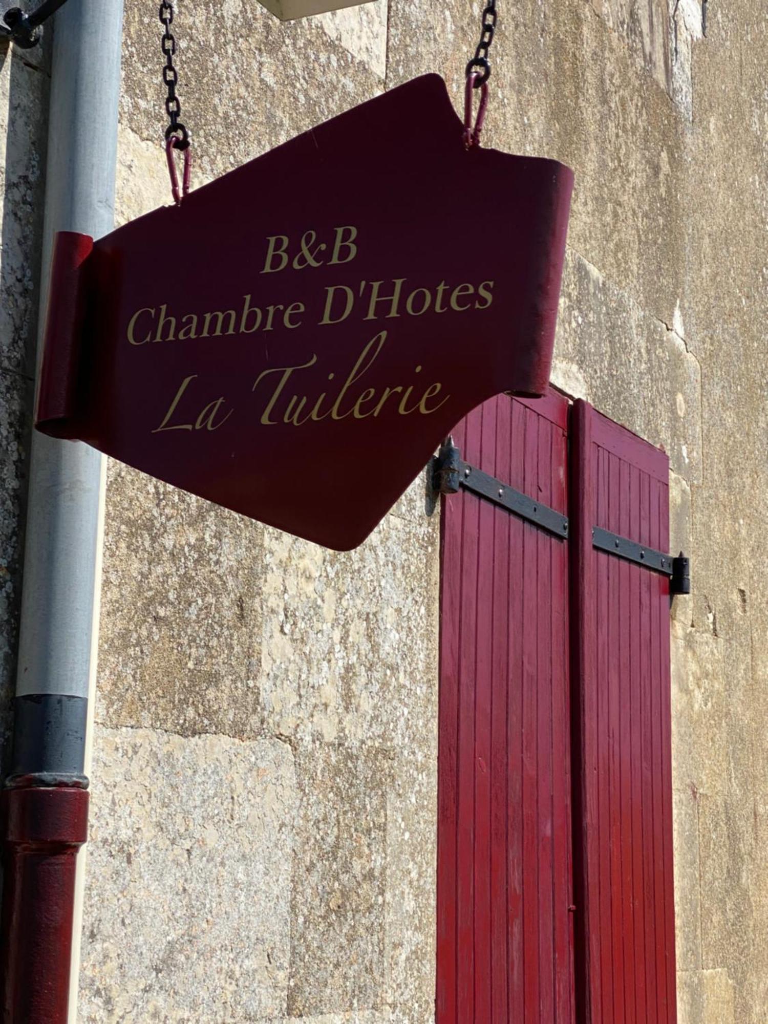 Verteuil-sur-CharenteLa Tuilerie住宿加早餐旅馆 外观 照片